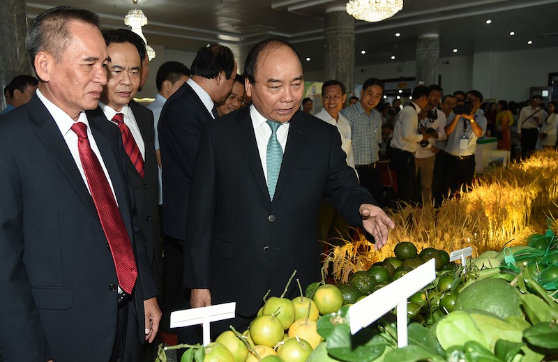 Thủ tướng Nguyễn Xuân Phúc dự hội nghị xúc tiến đầu tư tỉnh Hậu Giang.