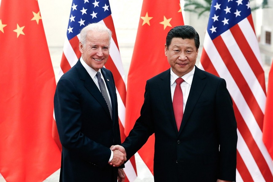 Tổng thống đắc cử Mỹ Joe Biden và Chủ tịch Trung Quốc Tập Cận Bình. (Ảnh: South China Morning Post)
