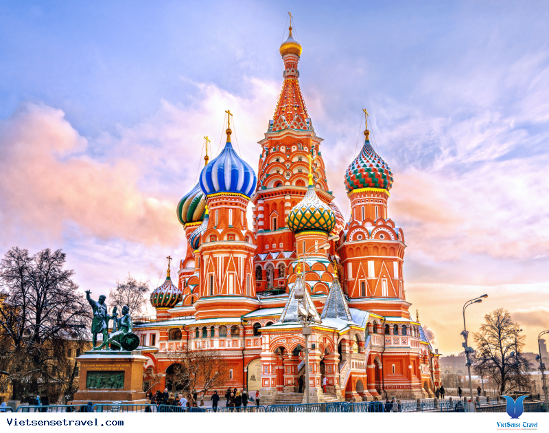 Nhà thờ Thánh Basil tại Quảng trường Đỏ, Moscow, Nga. (Ảnh: LinkedIn)