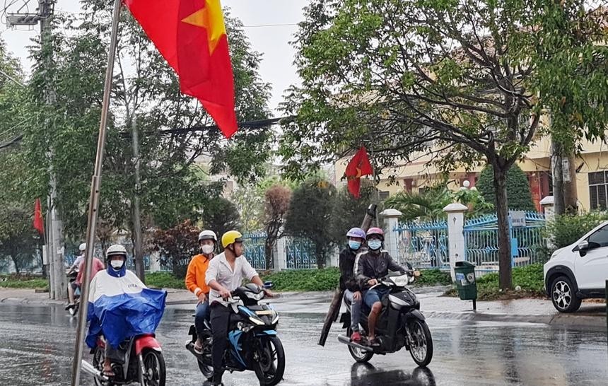 Sáng 30 Tết, mưa kéo dài khoảng 60 phút tại TP Sóc Trăng, tỉnh Sóc Trăng. Ảnh: Việt Tường/Zing