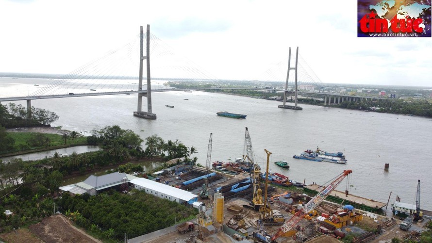 Cầu Mỹ Thuận 2 hoàn thành bắc qua sông Tiền song song với cầu Mỹ Thuận hiện nay. (Ảnh: TTXVN)