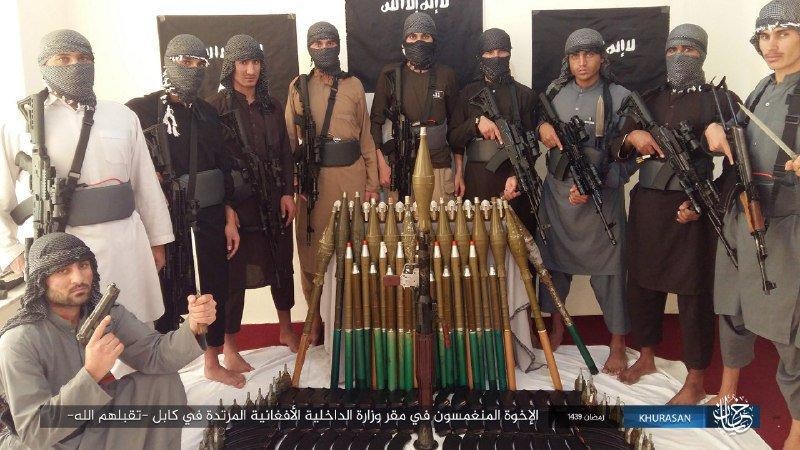 Những tay súng của tổ chức Hồi giáo cực đoan IS-K. (Ảnh: Paweł Wójcik)