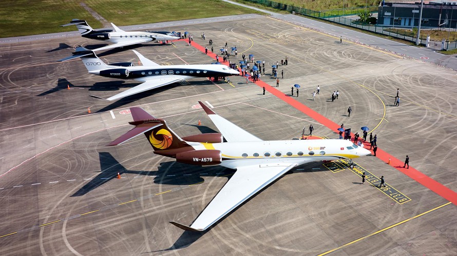 Cận cảnh triển lãm hàng không cao cấp đầu tiên tại Việt Nam 