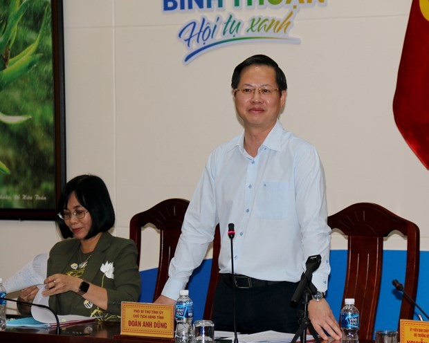 Ông Đoàn Anh Dũng, Chủ tịch UBND tỉnh Bình Thuận phát biểu tại buổi làm việc. (Ảnh: Nguyễn Thanh/TTXVN)