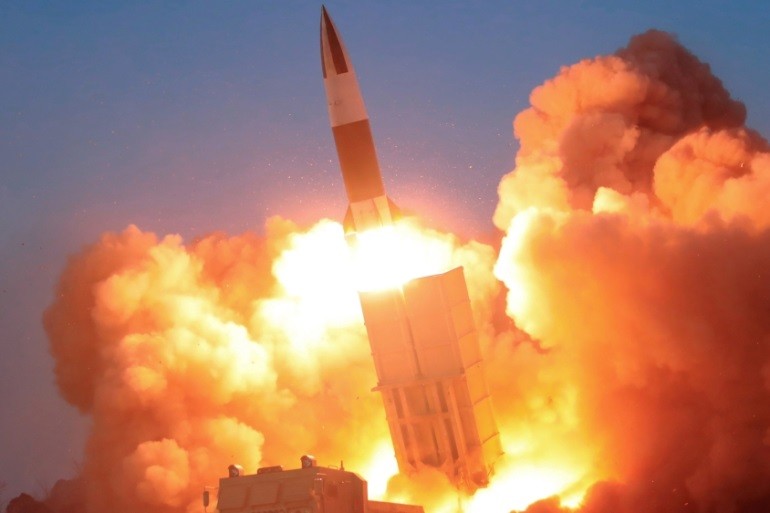 Một vụ phóng tên lửa đạn đạo của Triều Tiên. Ảnh: NK News