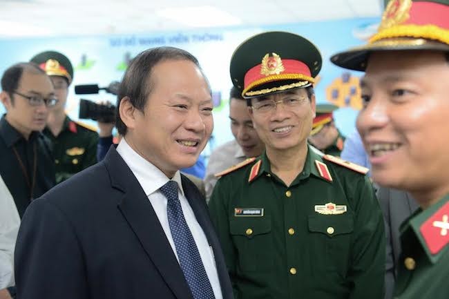 Bộ trưởng Trương Minh Tuấn thăm, làm việc với Tập đoàn Viettel