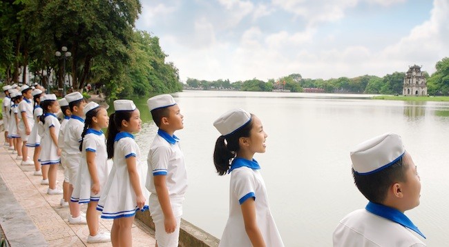 Hình ảnh trong clip rạng rỡ Việt Nam
