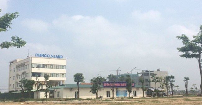 Giá đất tại khu đô thị Thanh Hà Cienco 5 tăng “dựng đứng” theo từng khu vực thậm chí đến cả khu biệt thự đường đâm vừa mới tung ra cũng ngay lập tức xuất hiện giá chênh.