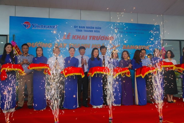 Ngày 28/7, UBND tỉnh Thanh Hóa phối hợp với Công ty Du lịch Vietravel khai trương đường bay Thanh Hóa - Bangkok.