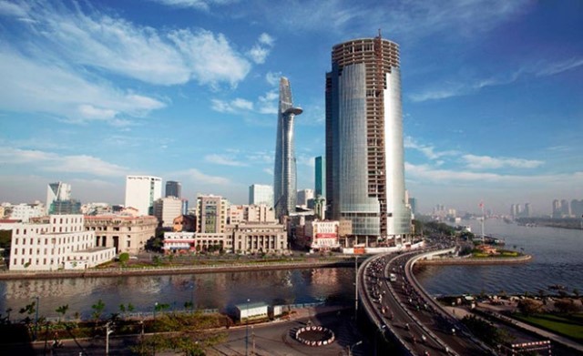 VAMC thu giữ tòa nhà Saigon One Tower tạo nên "phong trào" siết nợ BĐS của các ngân hàng. Ảnh: Lê Quân.