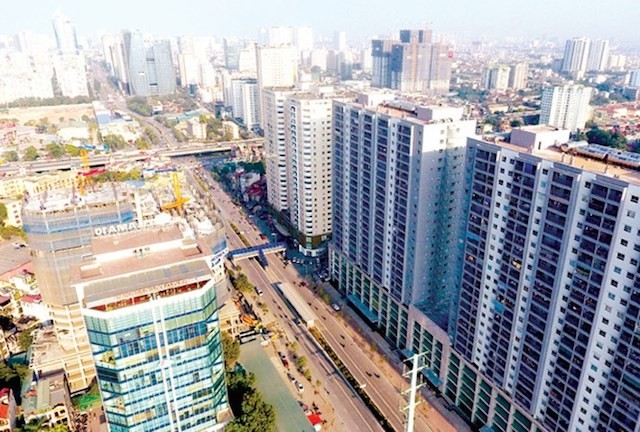 Cử tri Hà Nội kiến nghị dừng xây cao ốc trong nội đô