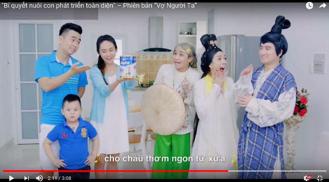  Hình ảnh cắt từ quảng cáo sữa bột Dielac Alpha của Vinamilk, quảng cáo đứng đầu bảng xếp hạng YouTube khu vực Châu Á – Thái Bình Dương
