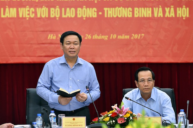 Phó Thủ tướng Vương Đình Huệ khảo sát chính sách tiền lương
