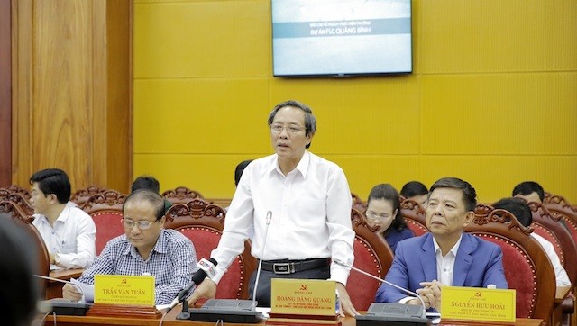  Ông Hoàng Đăng Quang, Ủy viên Trung ưng Đảng, Bí thư Tỉnh ủy, Chủ tịch HĐND tỉnh phát biểu tại buổi làm việc.