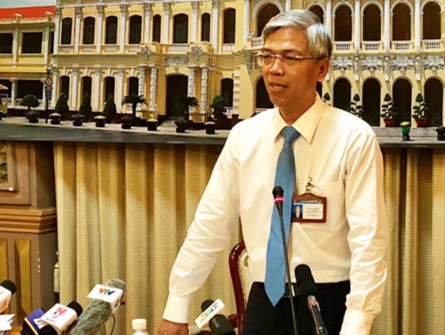 Ông Võ Văn Hoan chủ trì buổi họp báo trưa nay. Ảnh:Tuyết Nguyễn.