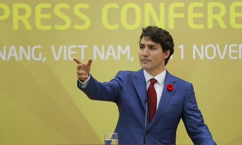 Thủ tướng Canada -Justin Trudeau trong buổi họp báo chiều 11/11. Ảnh: Trần Quỳnh