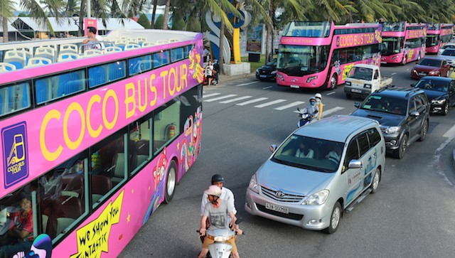 Coco Bus Tour – tuyến xe buýt du lịch mui trần sẽ đem đến cho du khách những trải nghiệm độc đáo chưa từng có khi du lịch tại Đà Nẵng