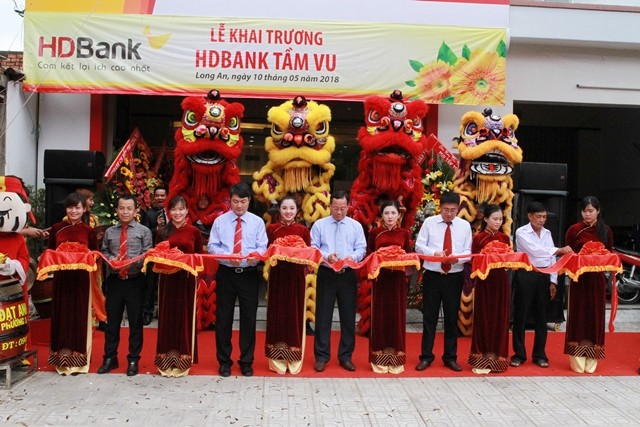 HDBank khai trương phòng giao dịch Tầm Vu, Ba Tri