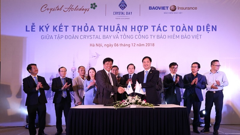 Ngày 6/12/2018, Tập đoàn Crystal Bay và Tổng công ty Bảo hiểm Bảo Việt ký kết Thỏa thuận hợp tác toàn diện, mở ra thời kỳ hợp tác mới bền vững nhằm mang lại những giá trị tốt nhất cho khách hàng của hai bên. ​