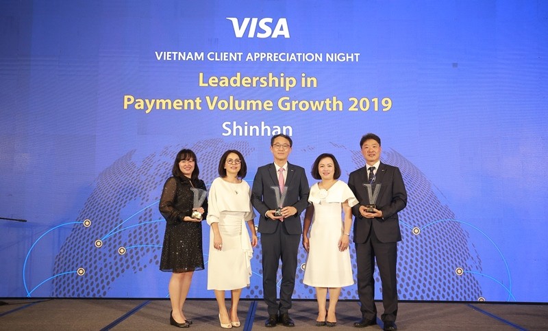Sự kiện trao giải diễn ra trong khuôn khổ “Hội nghị khách hàng thường niên của tổ chức thẻ Visa” (Visa Vietnam Client Forum 2019), được tổ chức tại khách sạn JW Marriot, Phú Quốc, Tỉnh Kiên Giang, vào ngày 25.11.2009 vừa qua.