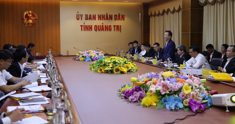 Tham dự buổi làm việc có ông Nguyễn Đức Chính, Chủ tịch UBND tỉnh Quảng Trị và ông Đỗ Quang Hiển, Chủ tịch HĐQT kiêm Tổng Giám đốc Tập đoàn T&T Group.