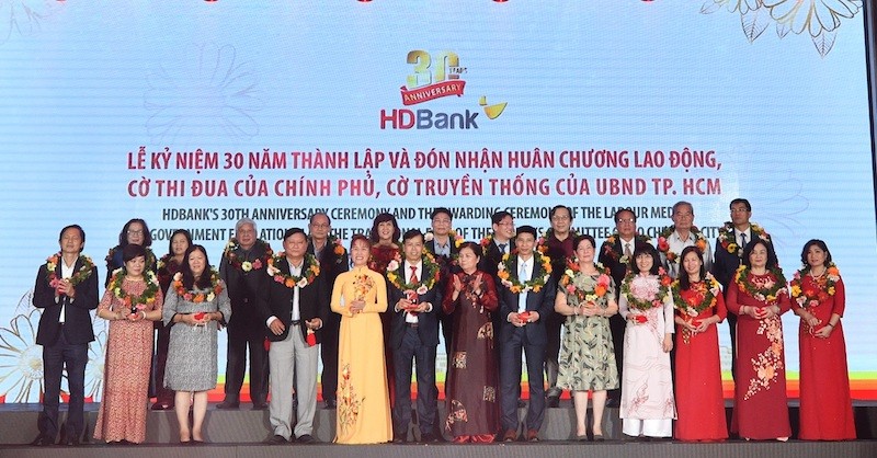 HDBank- 30 năm, tự hào hành trình vươn ra biển lớn