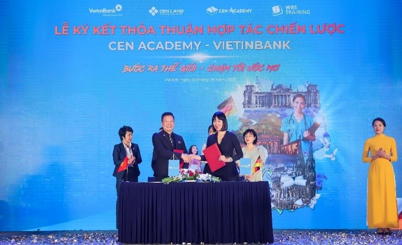 Cen Academy ký kết thỏa thuận hợp tác với: WBS Training, VietinBank.