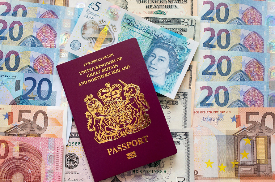 Người Hong Kong với hộ chiếu Anh: Sẽ có quyền cư trú?