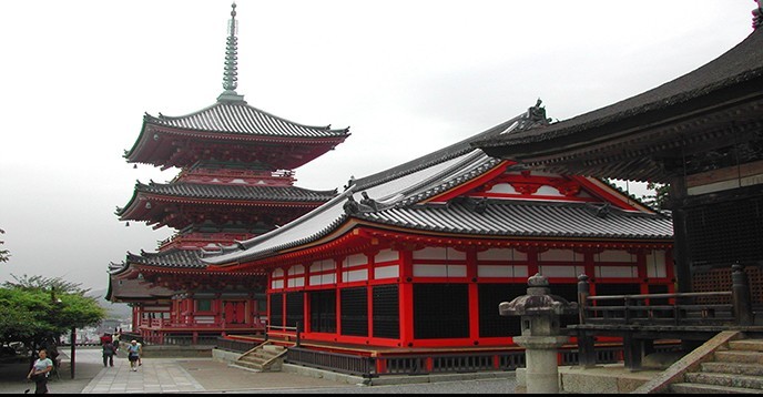 Chùa Otowa-san Kiyomizu-dera, một phần của Di sản văn hóa cố đô Kyoto, Nhật Bản được UNESCO công nhận. Ảnh: Hubert Guillaud.