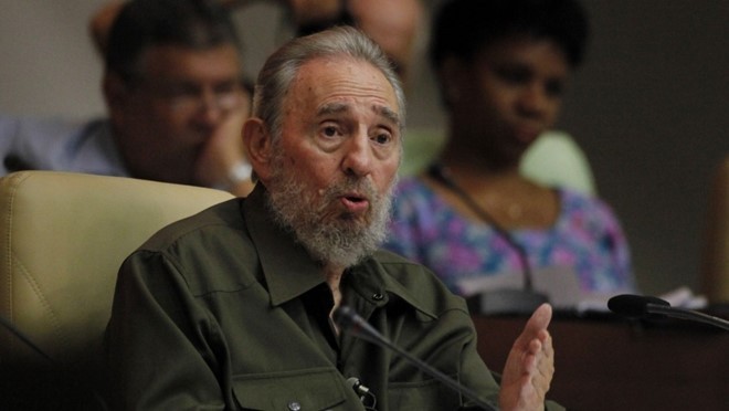 Nhà lãnh đạo huyền thoại Fidel Castro qua đời ở tuổi 90 
