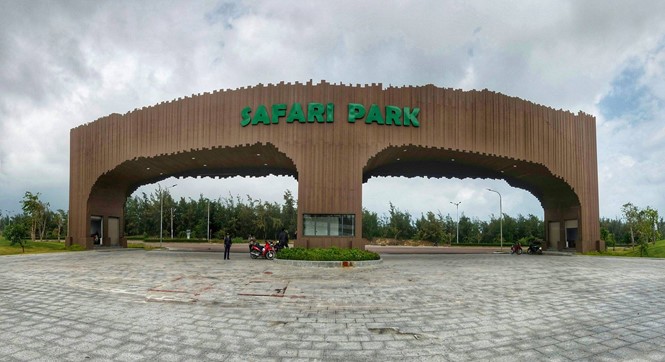 Cổng công viên hoang dã ở Nhơn Hội, Quy Nhơn, Bình Định 