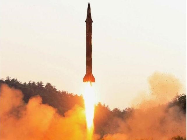 Hình ảnh một vụ phóng tên lửa của Triều Tiên
