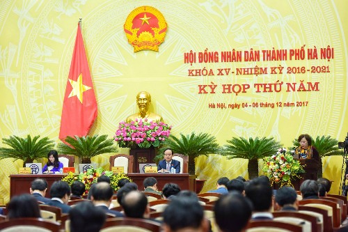 Phiên chất vấn và trả lời chất vấn của HĐND TP Hà Nội được truyền hình trực tiếp để cử tri và người dân Thủ đô theo dõi.