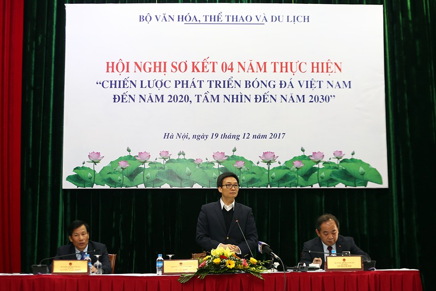 Phó Thủ tướng Vũ Đức Đam phát biểu tại hội nghị. Ảnh: VGP/Đình Nam