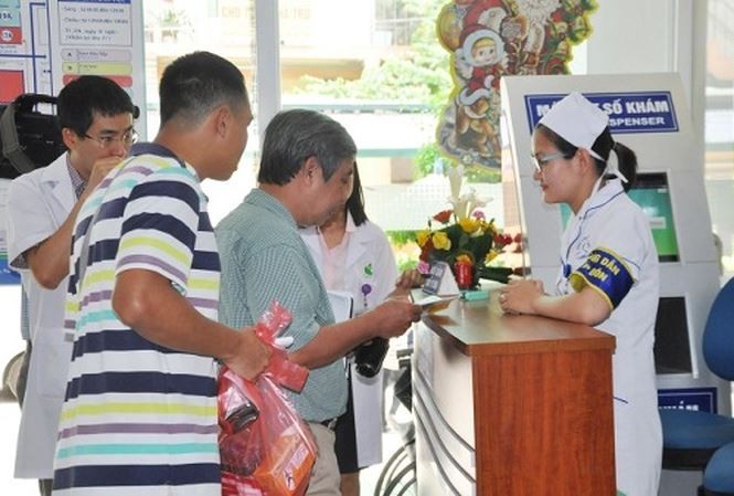 Quầy hướng dẫn bệnh nhân/người nhà bệnh nhân đến khám chữa bệnh tại Bệnh viện Phụ sản Hà Nội