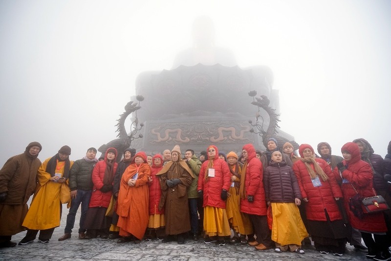 Chư tôn đức Hòa thượng dự khánh thành Đại tượng Phật A Di Đà