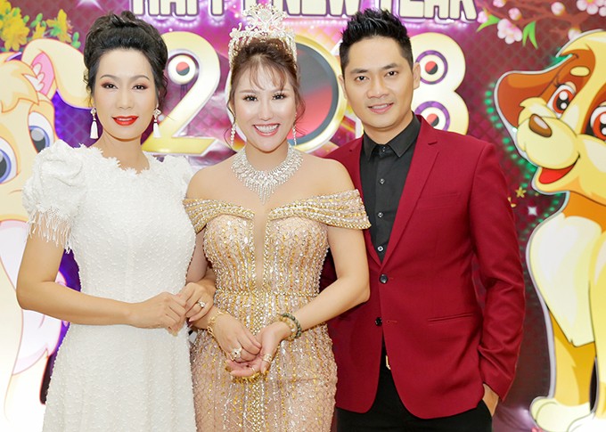 Á hậu Trịnh Kim Chi và diễn viên Minh Luân là những đồng nghiệp thân thiết với Phi Thanh Vân