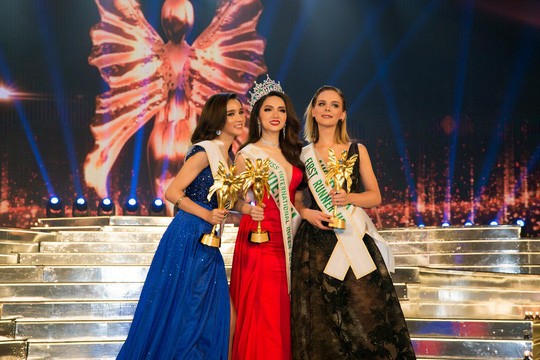 Báo chí quốc tế ấn tượng với chiến thắng của Hoa hậu chuyển giới Hương Giang