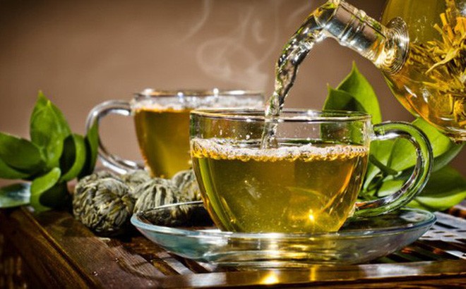 Uống trà buổi sáng khi bụng rỗng chẳng khác nào uống ‘thuốc độc’