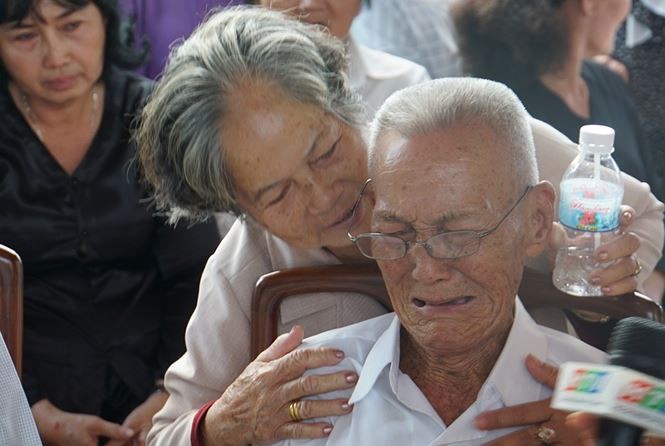 Ông Khỏe bật khóc khi kể về nguyên Thủ tướng Phan Văn Khải