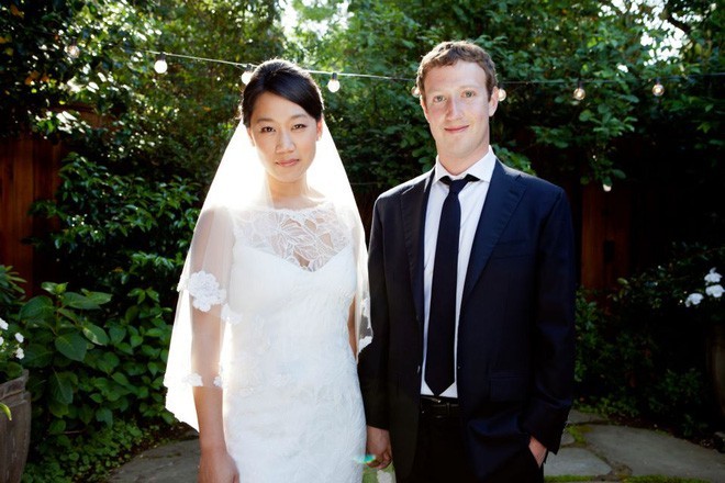Nguyên tắc giữa vợ chồng ông chủ Facebook giúp mối quan hệ 15 năm vẫn như mới