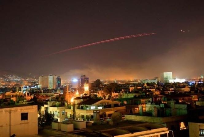 Mỹ kết thúc đợt không kích đầu tiên vào Syria