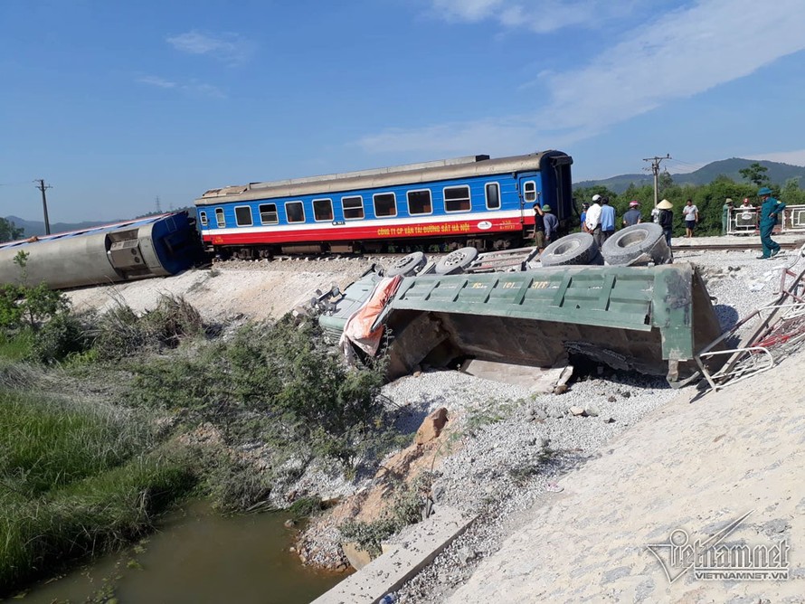 3 ngày 4 vụ tai nạn đường sắt: Vì đâu nên nỗi?