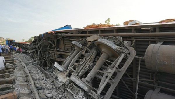 Hiện trường vụ tai nạn đường sắt ở Thanh Hoá tháng 5/2018. Ảnh: Lê Hoàng