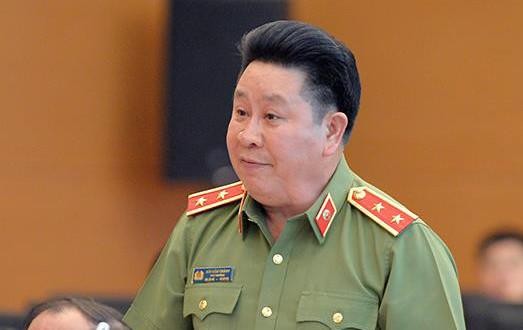 Bộ Chính trị yêu cầu giáng cấp bậc hàm Trung tướng Bùi Văn Thành.