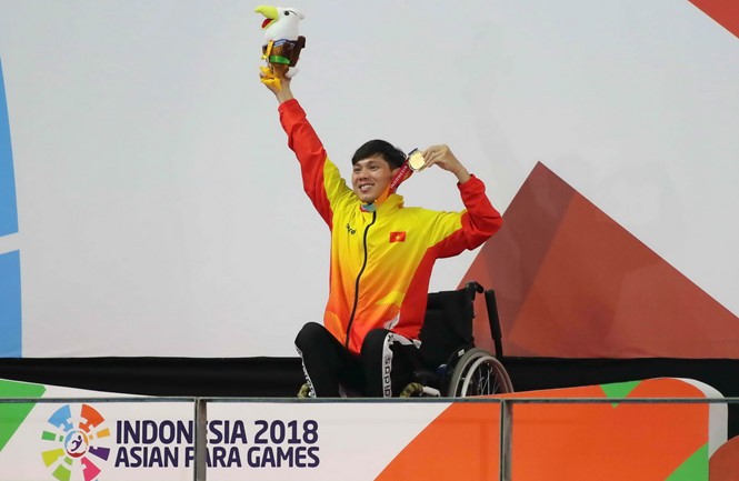 Siêu kình ngư teo chân đoạt 3 HCV Asian Para Games