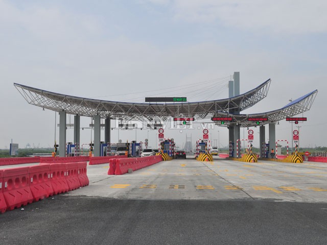 Cầu Bạch Đằng đã chính thức thu phí từ ngày 15.10.2018.