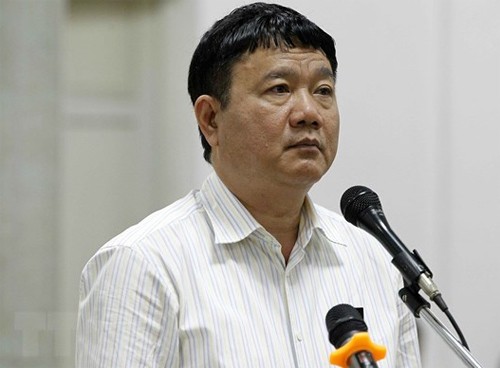 Ông Đinh La Thăng trong phiên toà hồi tháng 5/2018. Ảnh: TTXVN