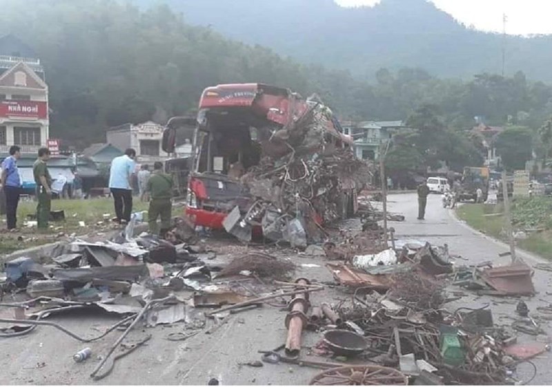 Tai nạn kinh hoàng ở Hòa Bình: 41 người thương vong, 1 phụ nữ chưa xác định được danh tính