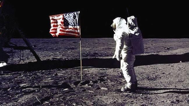 Hình ảnh một lần đổ bộ lên Mặt trăng của Mỹ. Ảnh: Sky News.